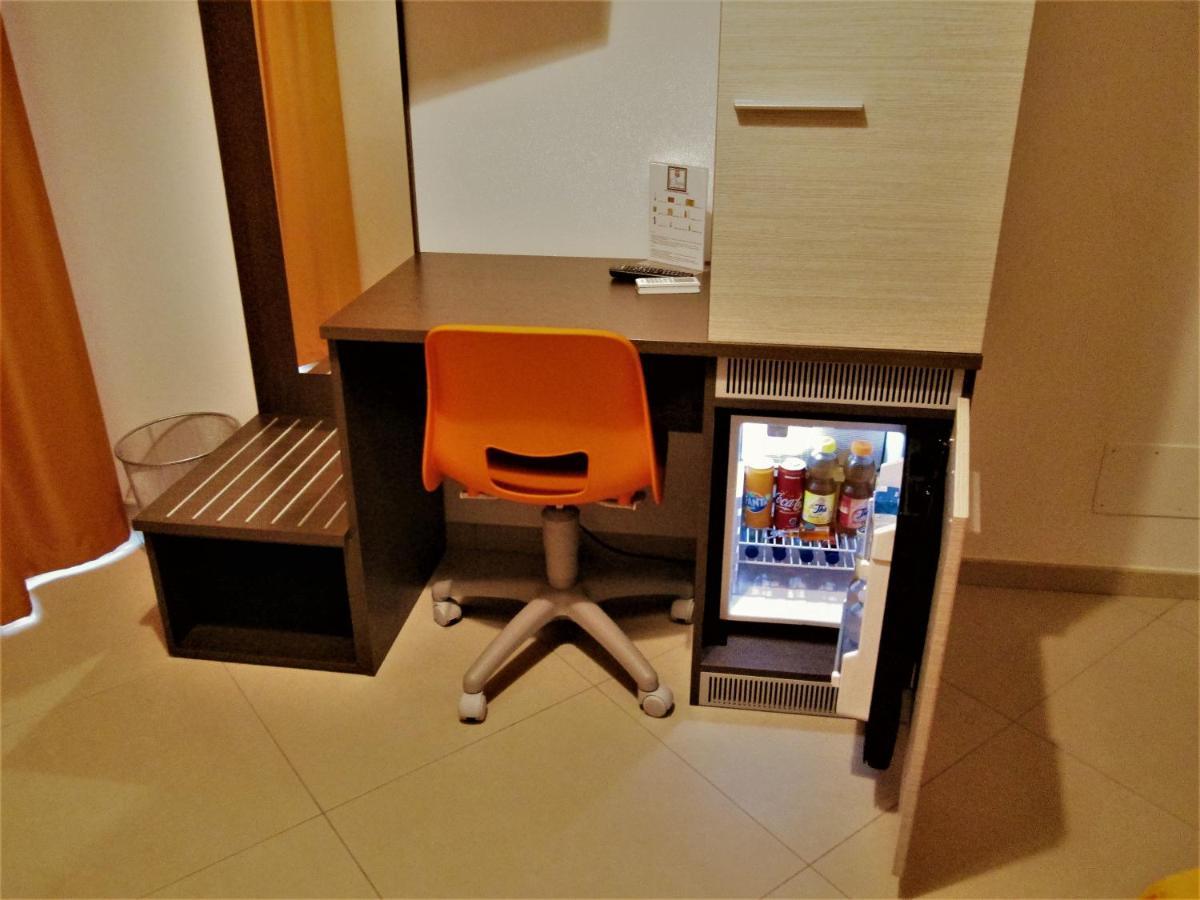 Small Single Room